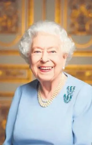 İngiltere Kraliçesi Elizabeth görkemli törenle son yolculuğuna uğurlandı