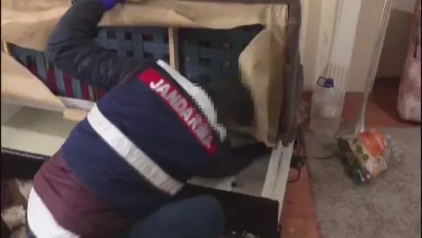 SON DAKİKA: Suriyeli uyuşturucu çetesine jandarma darbesi-3