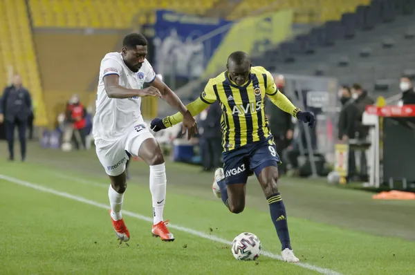 karagumruk-fenerbahceden-papiss-cisseyi-istiyor-1611314384622.jpg Karagümrük Fenerbahçe'den Papiss Cisse'yi istiyor-5