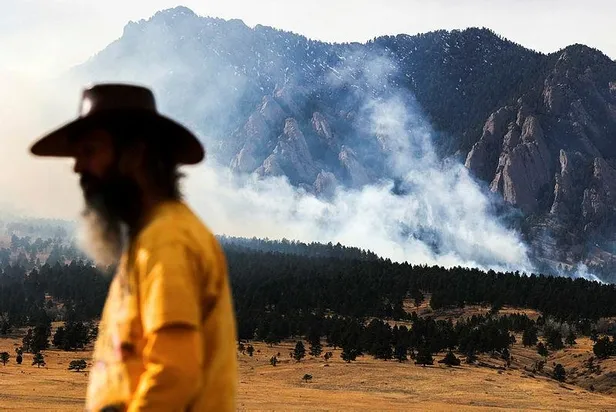 Amerika Birleşik Devletleri'nde yangın paniği! 20 bin kişi tahliye edildi-4