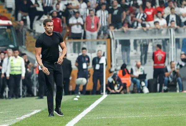 son-dakika-besiktastan-basaksehir-maci-hakemi-halil-umut-meler-hakkinda-aciklama-1663011970120.jpeg Son dakika: Beşiktaş'tan Başakşehir maçı hakemi Halil Umut Meler hakkında açıklama-3