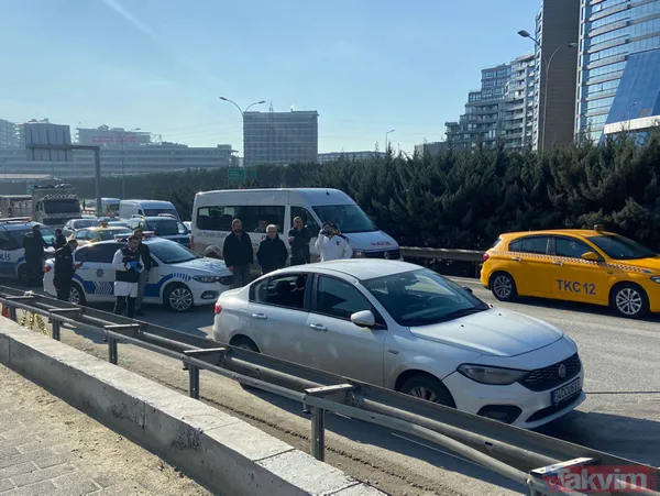 6 milyonluk gasp! Bahçelievler'de döviz bürosu çalışanının aracına çarpıp paraları çaldılar - 3