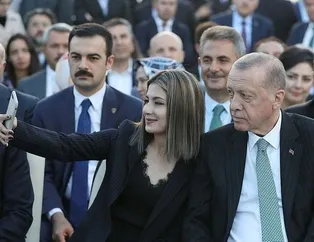 Ankara Mamak'ta Başkan Erdoğan ile sohbet eden gençler: Sanki arkadaş gibi!