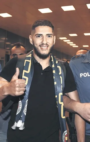 Benzia & Tolga Fener'de