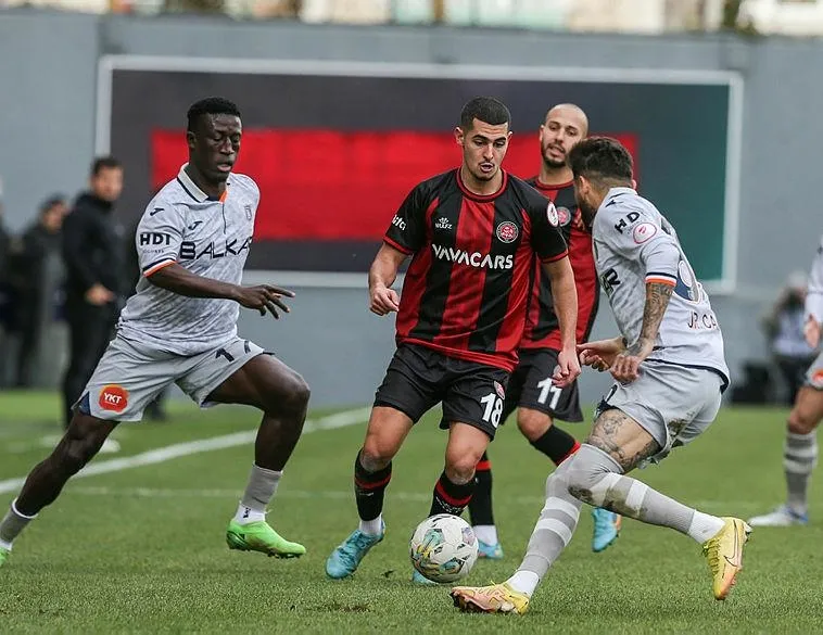 Başakşehir çeyrek finalde!