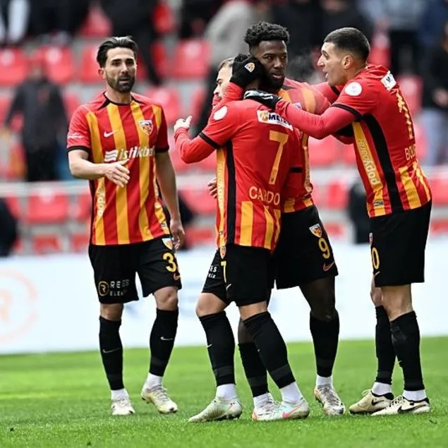 Kayseri Jakirovic’le bambaşka!