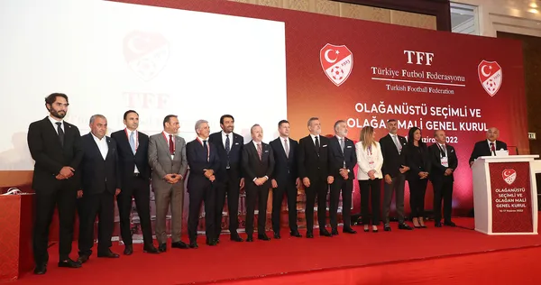tff-haberi-tffnin-yeni-baskani-buyukeksiden-istifa-cagrisi-1655384532964.jpg TFF haberi: TFF'nin yeni başkanı Büyükekşi'den istifa çağrısı!-2