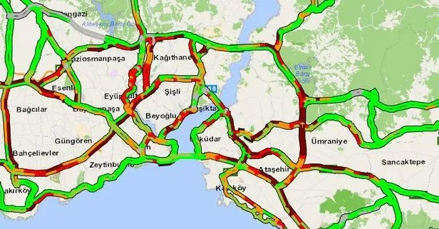 İstanbul’da trafik durma noktasına geldi! Trafik yoğunluğu yüzde 62 olarak ölçüldü