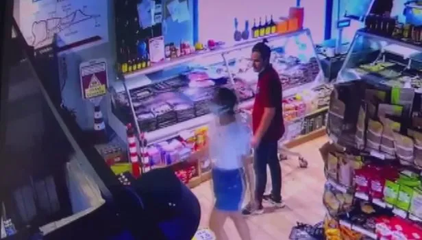 Alışveriş için girdiği markette kabusu yaşadı!