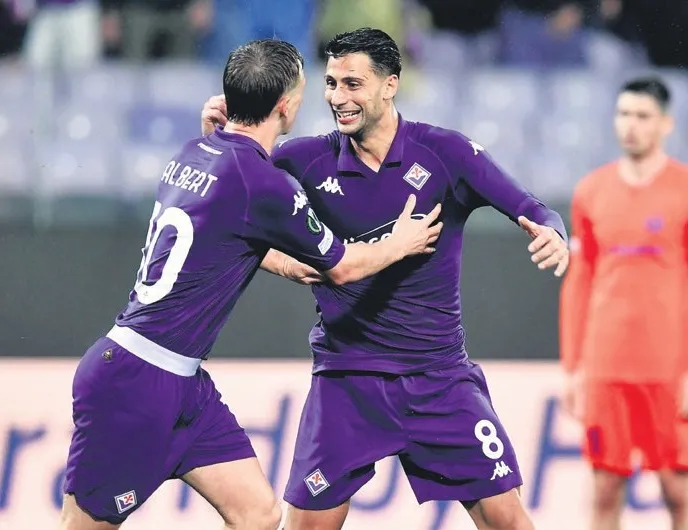 Fiorentina yarı finalde