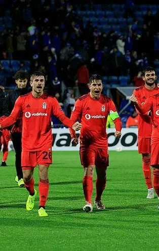Beşiktaş'tan Sarpsborg karşısında muhteşem geri dönüş