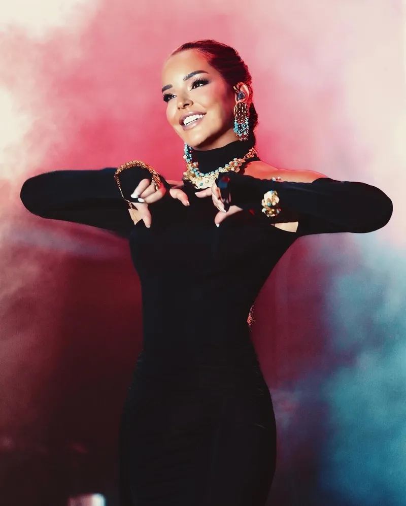 koyu-saclar-tarih-oldu-bengunun-yeni-imaji-cok-konusuldu-1762596257114.jpg Kaynak: Sosyal medya