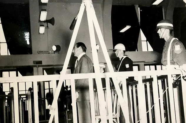 Adnan Menderes'in odasının başında nöbet tutan subay en büyük eziyeti anlattı: Geldiği zaman çocuklar gibi sevinirdi!