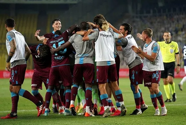bak-iste-yaklasiyor-firtina-trabzonspor-36-yil-sonra-cifte-kupaya-kosuyor-1592442541528.jpeg Bak işte yaklaşıyor Fırtına! Trabzonspor 36 yıl sonra çifte kupaya koşuyor-2