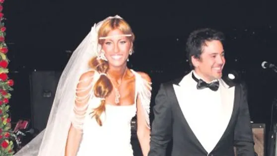 Çağla Şıkel ve Emre Altuğ’dan çocuklarıyla anlamlı yeni yıl buluşması