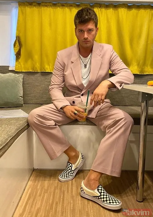 Pınar Deniz'in ödül konuşması Rihanna'dan alıntı çıktı! 'Dünyayı kurtarmak için oyuncu oldum' demiş ti'ye alınmıştı sözler kopyala-yapıştır - 25