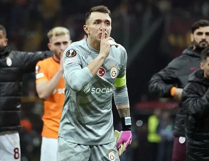 Cimbom’dan Muslera hamlesi