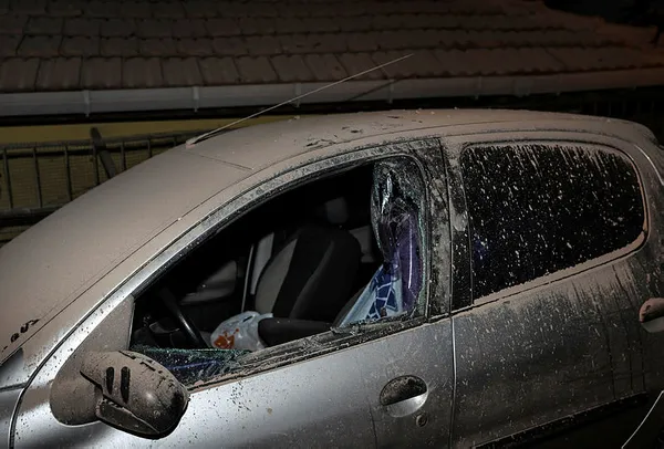 İstanbul Sarıyer Bahçeköy'de önceden boşaltılan 9 katlı bina çöktü: Park halindeki 3 otomobil hasar gördü-5