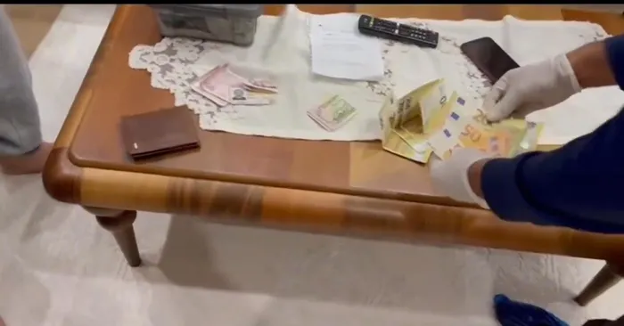 antalyada-cukurlar-cetesi-cokertildi-11-milyarlik-mal-varligina-el-konuldu-1703518773870.jpeg Antalya’da çukurlar çetesi çökertildi! 11 Milyarlık mal varlığına el konuldu-8