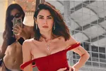 Nesrin Cavadzade sere serpe! Bikiniyle aynanın karşısına geçti: Karbonhidratı kestim