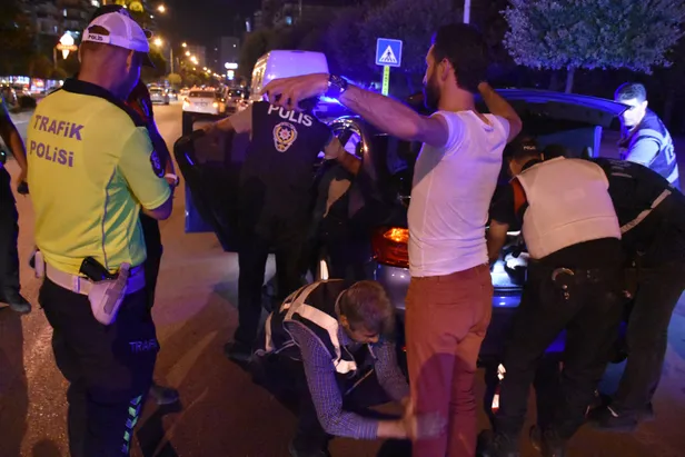 Son dakika: Tüm yollar tutuldu! Adana'da hareketli dakikalar-1