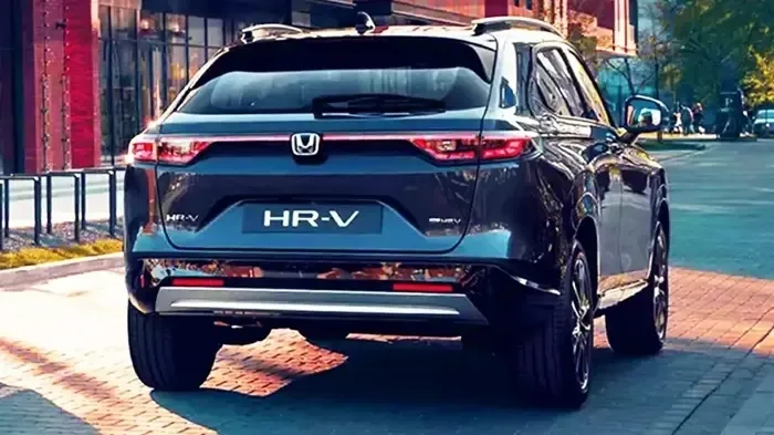 Ford, Honda ve Skoda gemileri yaktı: Fiyatı gören bayilere akın etti! Egea'dan ve Dacia Duster'dan daha ucuz!-4