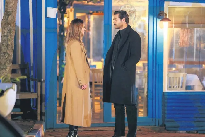 1705788336115.jpeg Petek Dinçöz'den yeni yılda yeni proje! Sevenlerine sürpriz yaparak arabesk projesini hayata geçirdi-10