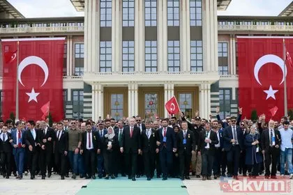 Başkan Erdoğan 15 Temmuz Demokrasi ve Milli Birlik Günü’nde milletle omuz omuza!