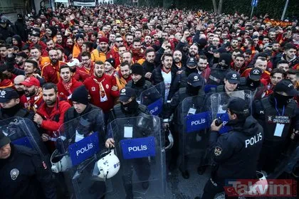 Galatasaray taraftarları Vodafone Park’a geldi