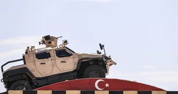 Zırhlı muharebe araçları, insansız kara ve hava araçları, roketler, güdümlü füzeler... IDEF 2021 kapılarını açtı