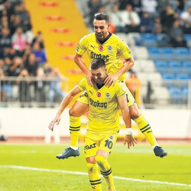 Ligin paşası Fener!