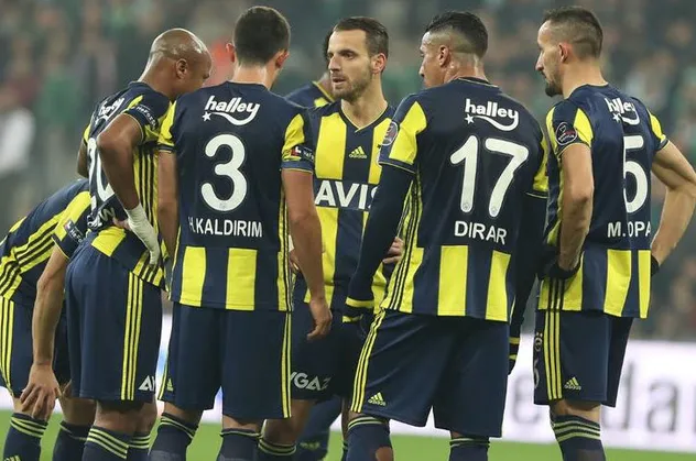 Fenerbahçe'de Valbuena ve Ayew'e büyük tepki!
