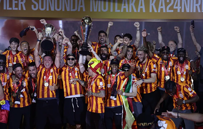 Çilek değil Portakal! EURO 2024'ün yıldızı Galatasaray'a geliyor - 17