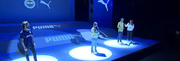 son-dakika-iste-fenerbahcenin-yeni-sezon-formalari-1658239682784.jpg Son dakika: İşte Fenerbahçe'nin yeni sezon formaları-2