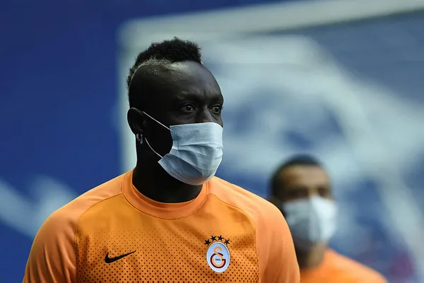 son-dakika-takvim-duyurmustu-galatasarayda-diagne-resmen-satildi-iste-detaylar-1611827890146.jpg