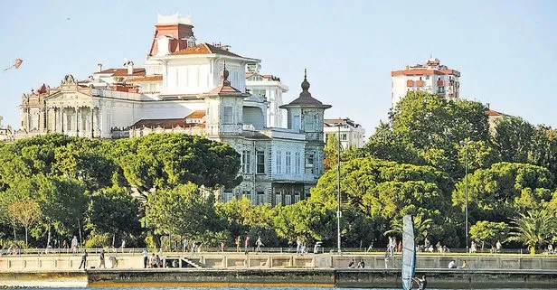 Acıların köşkü