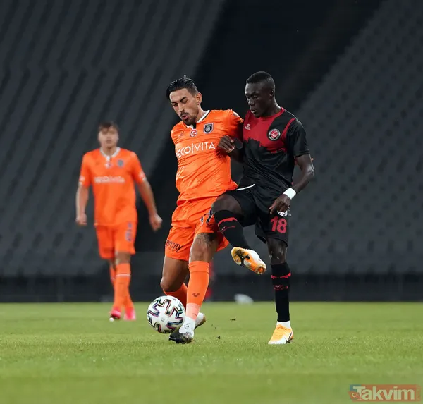 Birçok Kulübün Daha Gündeminde Bulunan 24 Yaşındaki Senegalli Oyuncunun Kulübüyle 1.5 Yıllık Sözleşmesi Bulunuyor.