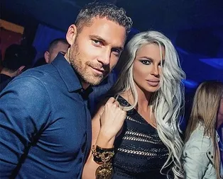 Jelena ofsayta düştü!