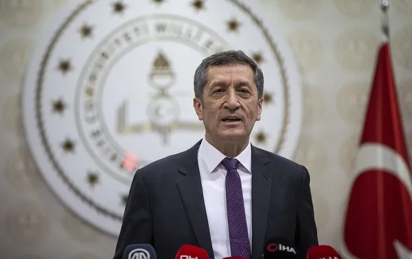 son-dakika-milli-egitim-bakani-ziya-selcuk-koronavirus-tedbirlerini-duyurdu-1600529263642.jpg
