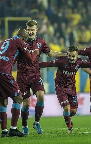 Trabzonspor, Ankara’da 3 farklı kazanarak maç fazlasıyla lider oldu
