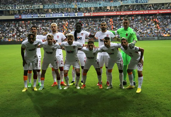 galatasarayda-carpici-istatistik-seferovic-mertens-ve-icardi-hepsi-sifir-cekti-1664958928507.jpg Galatasaray'da çarpıcı istatistik! Seferovic, Mertens ve Icardi! Hepsi "sıfır" çekti-4