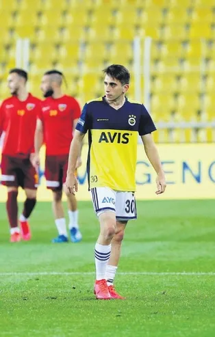 Fenerli gençlere Avrupa engeli!