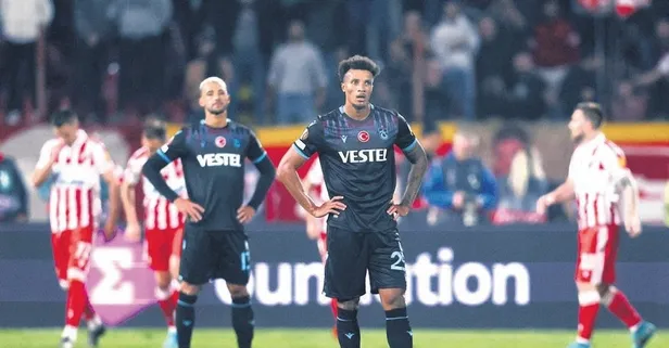 Trabzonspor Teknik Direktörü Abdullah Avcı savunmada istikrar arıyor