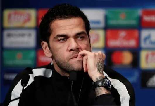 Dünya Alves'in bu hareketini konuşuyor-7