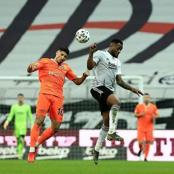 besiktas-3-2-basaksehir-mac-sonucu-1605982068708.jpeg