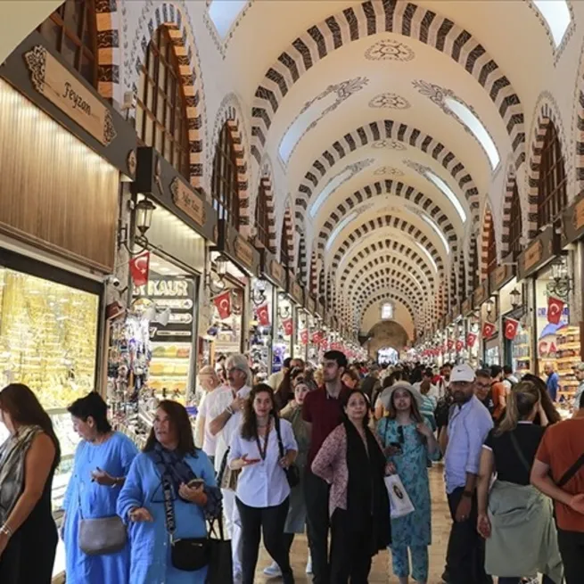 Kapalıçarşı bağlantılı kara para şebekesine darbe: 86 gözaltı
