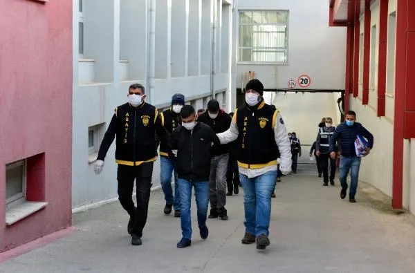 Adana'da "İsim çetesi" çökertildi! 6 ayda 900 bin liralık vurgun yaptılar - 8