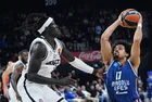 Pablo Laso ilk derbiyi kazandı! Anadolu Efes Beşiktaş'ı 89-80 yendi