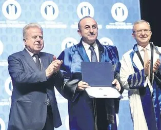 Çavuşoğlu’na fahri doktora