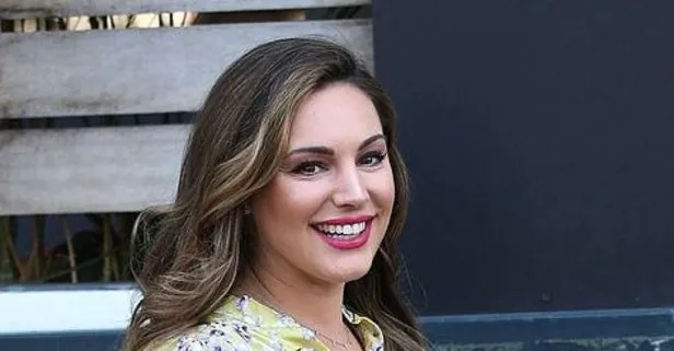 İngiliz yıldız Kelly Brook’tan Bodrum’da kebap keyfi